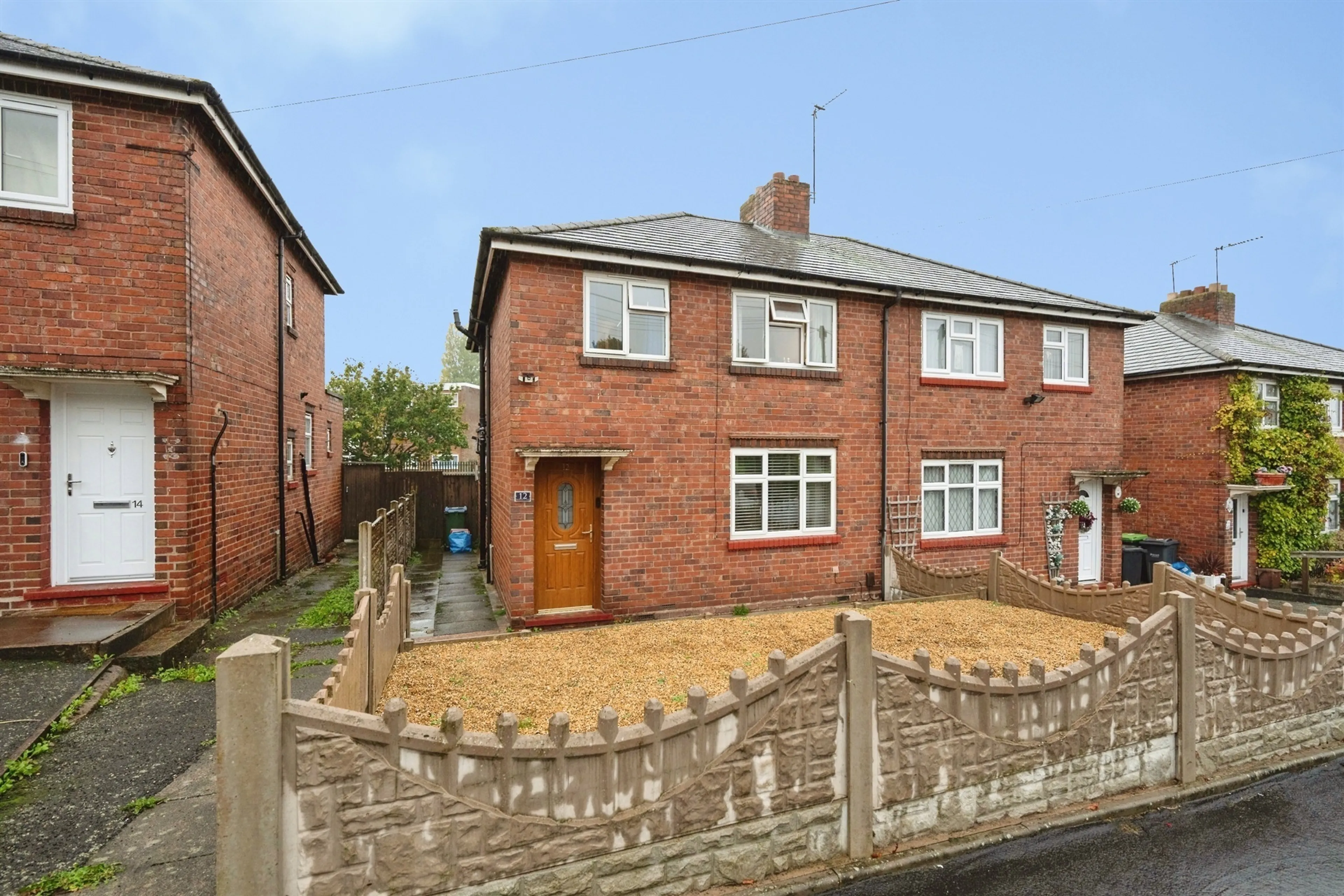 Property photo 0