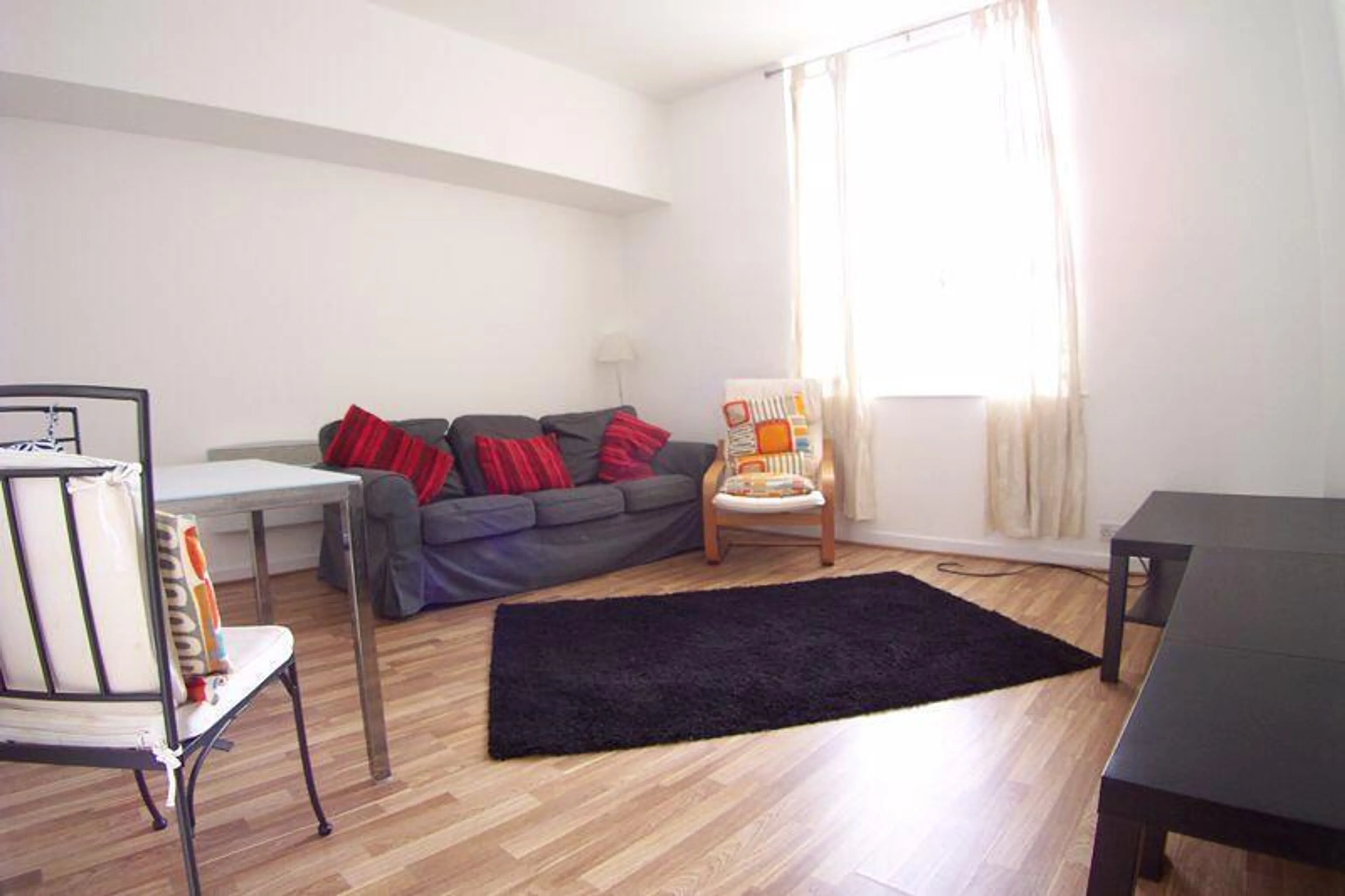Property at Comer Crescent, SOUTHALL