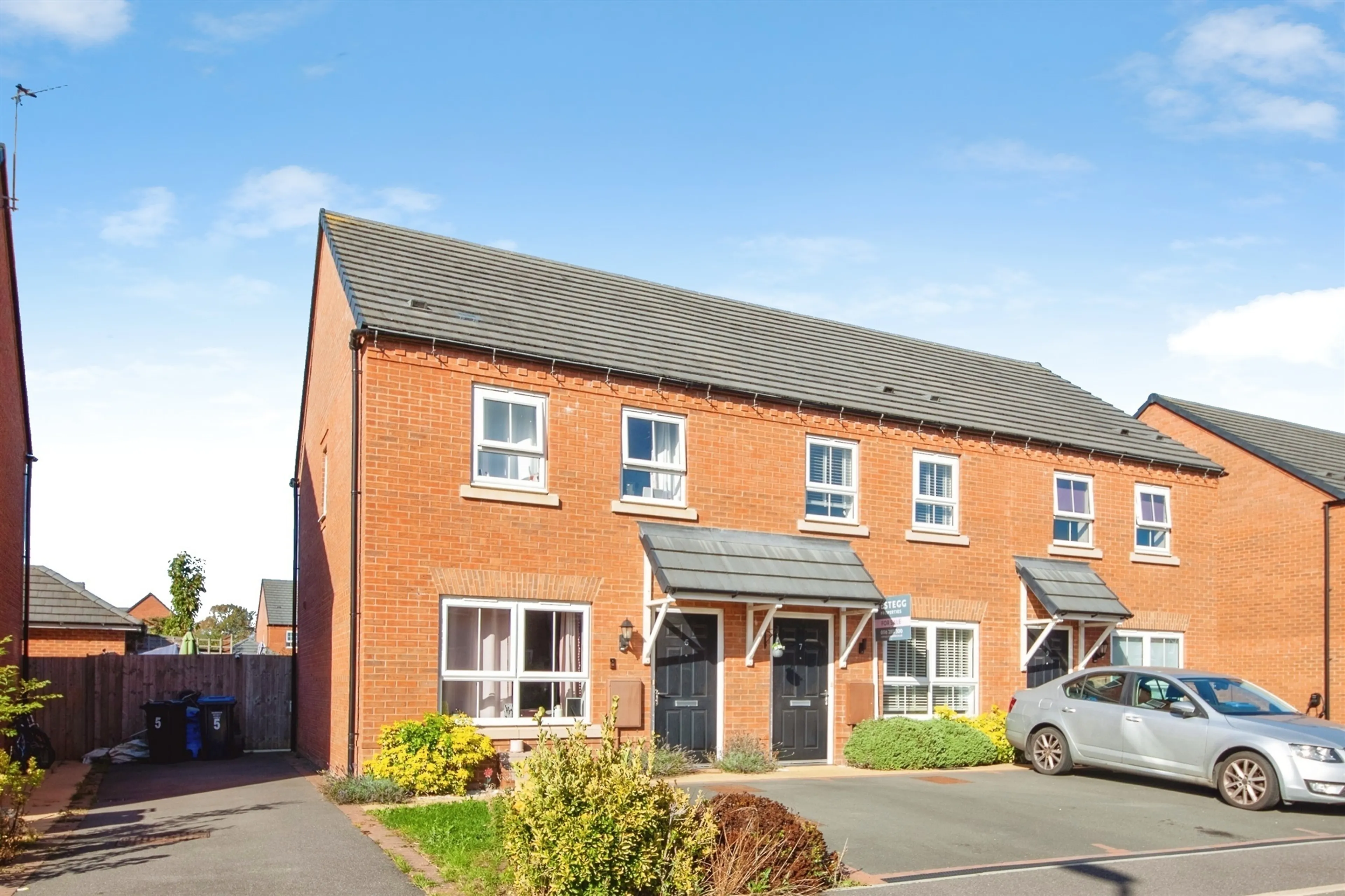 Property photo 0