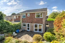 Bramble Close, Harpenden, AL5 photo 2