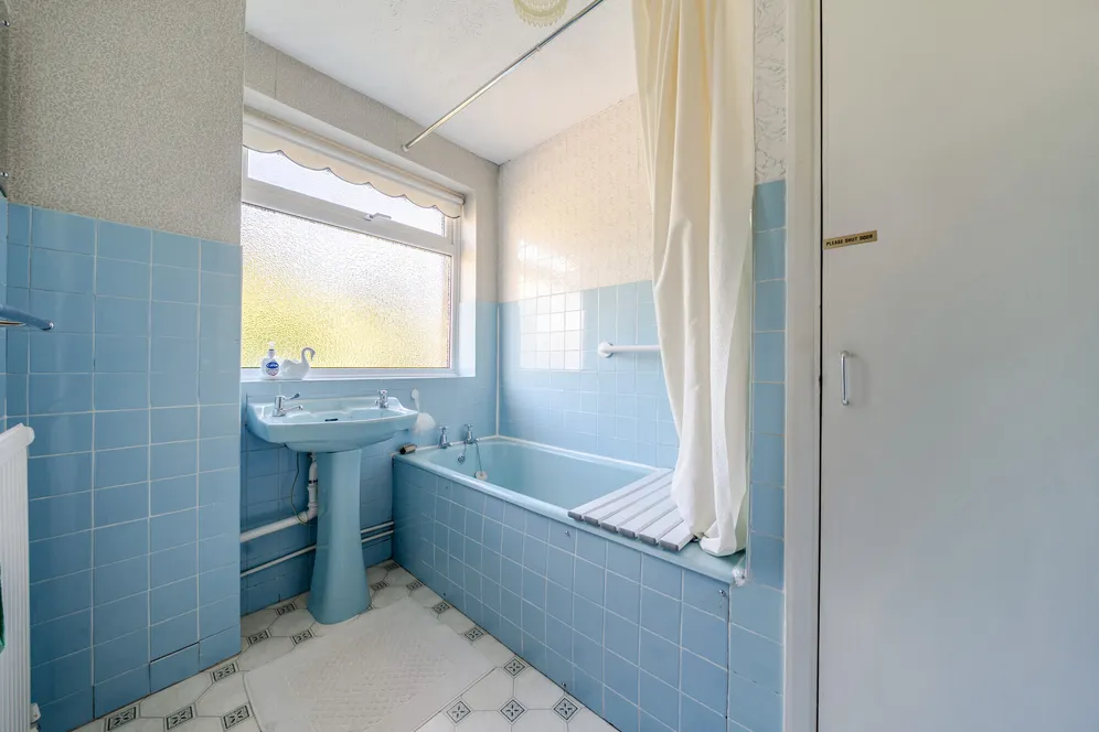 Bramble Close, Harpenden, AL5 photo 7