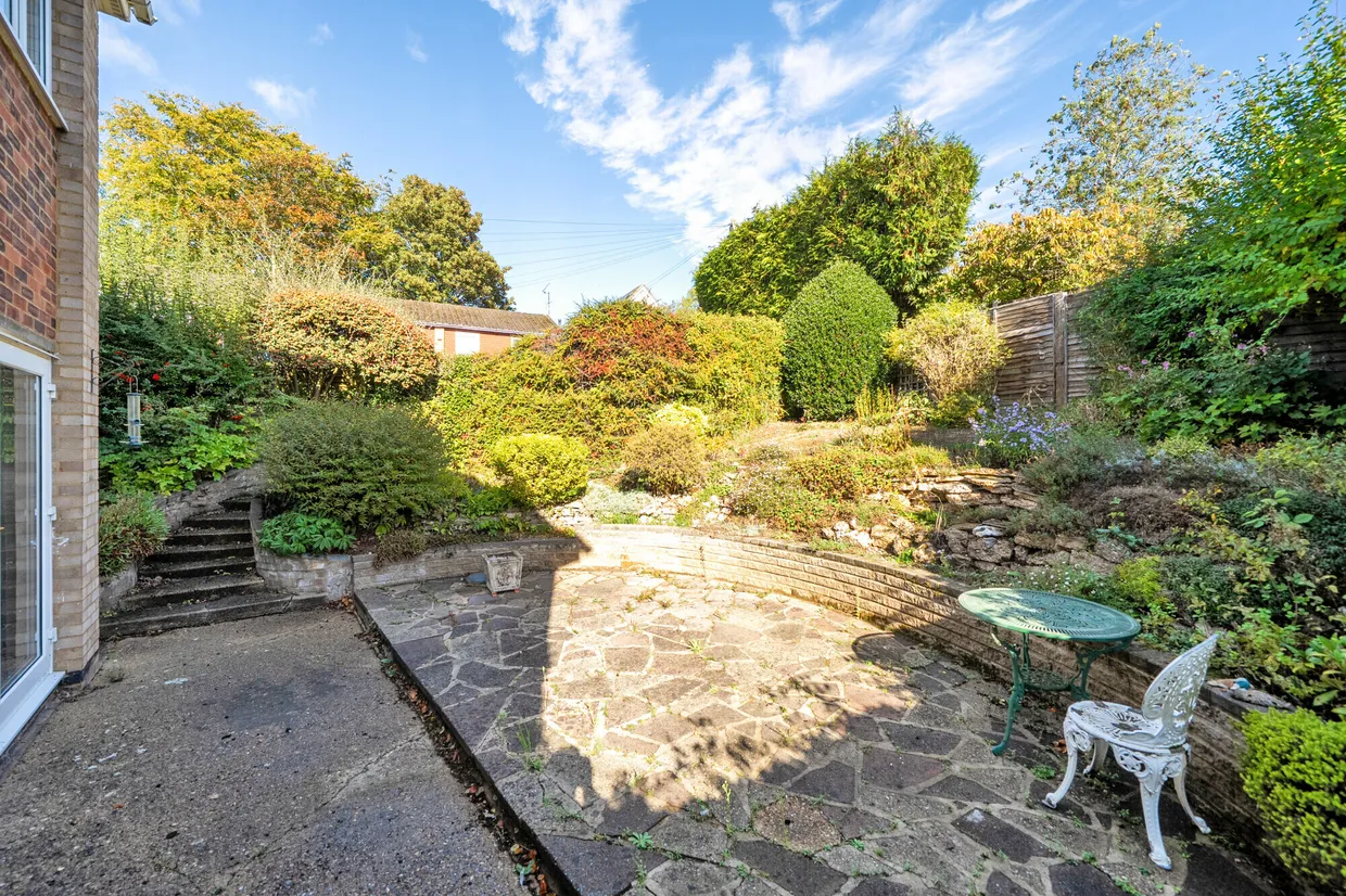 Bramble Close, Harpenden, AL5 photo 8