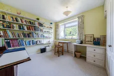 Bramble Close, Harpenden, AL5 photo 11