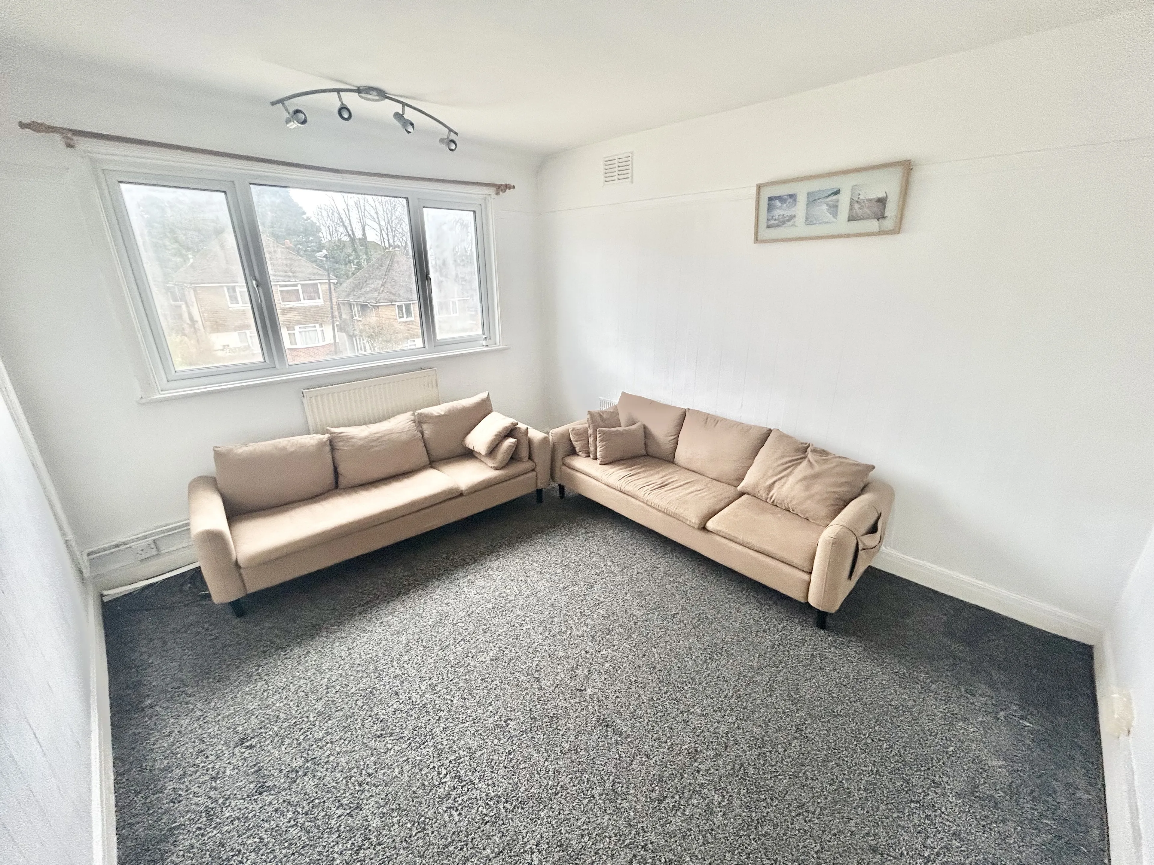 Property at Vale Drive, Southampton, SO18