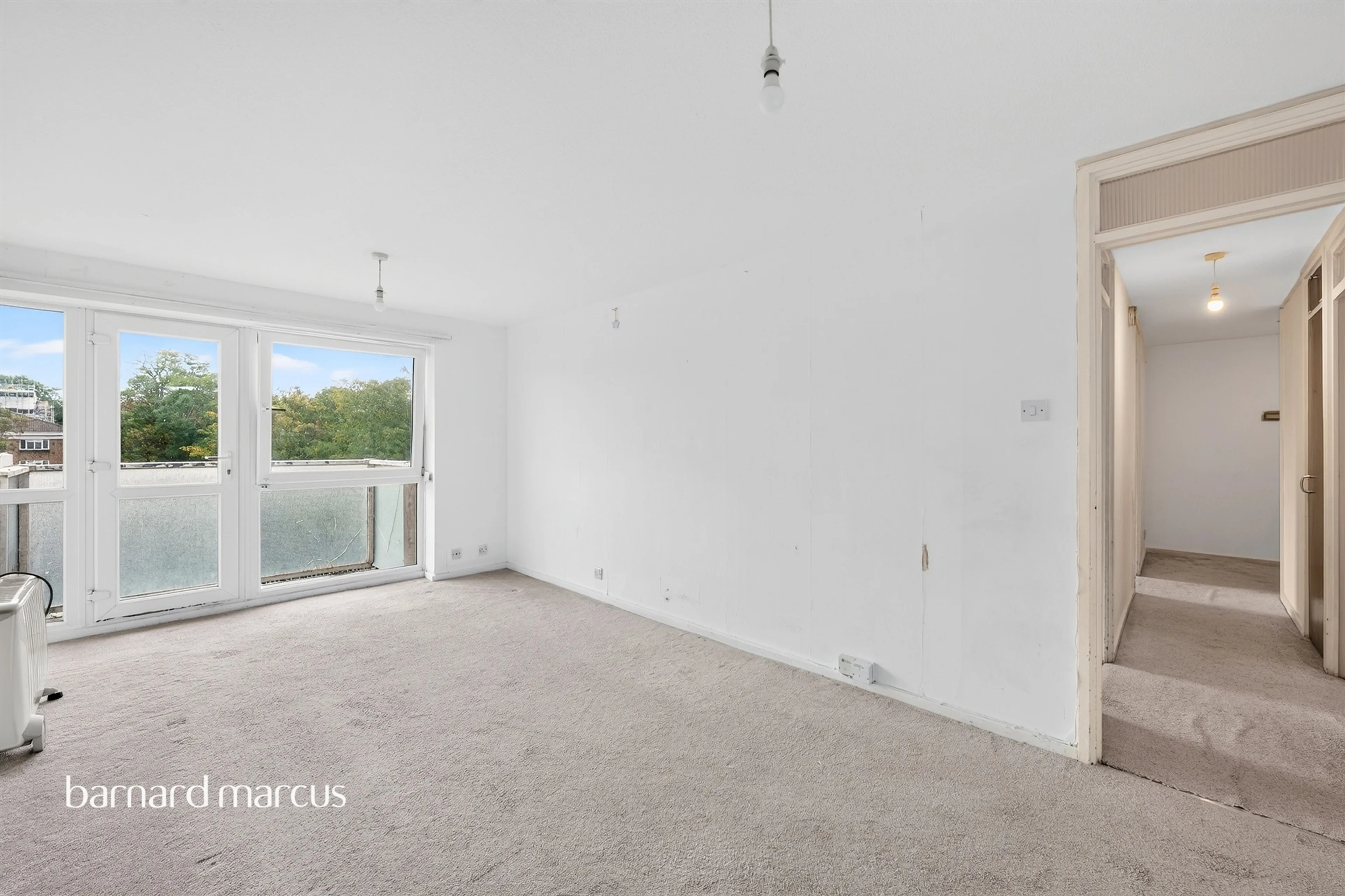 Property at Basinghall Gardens, Sutton