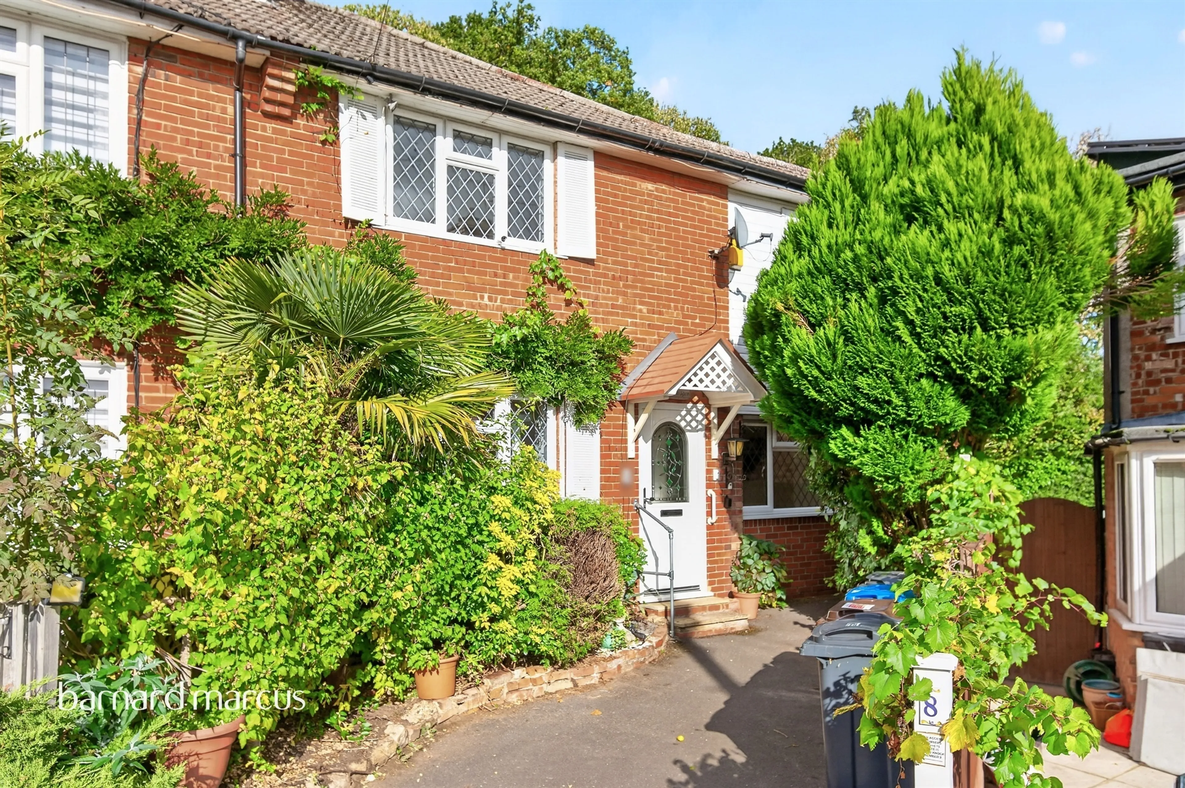 Property at Foxearth Spur, South Croydon