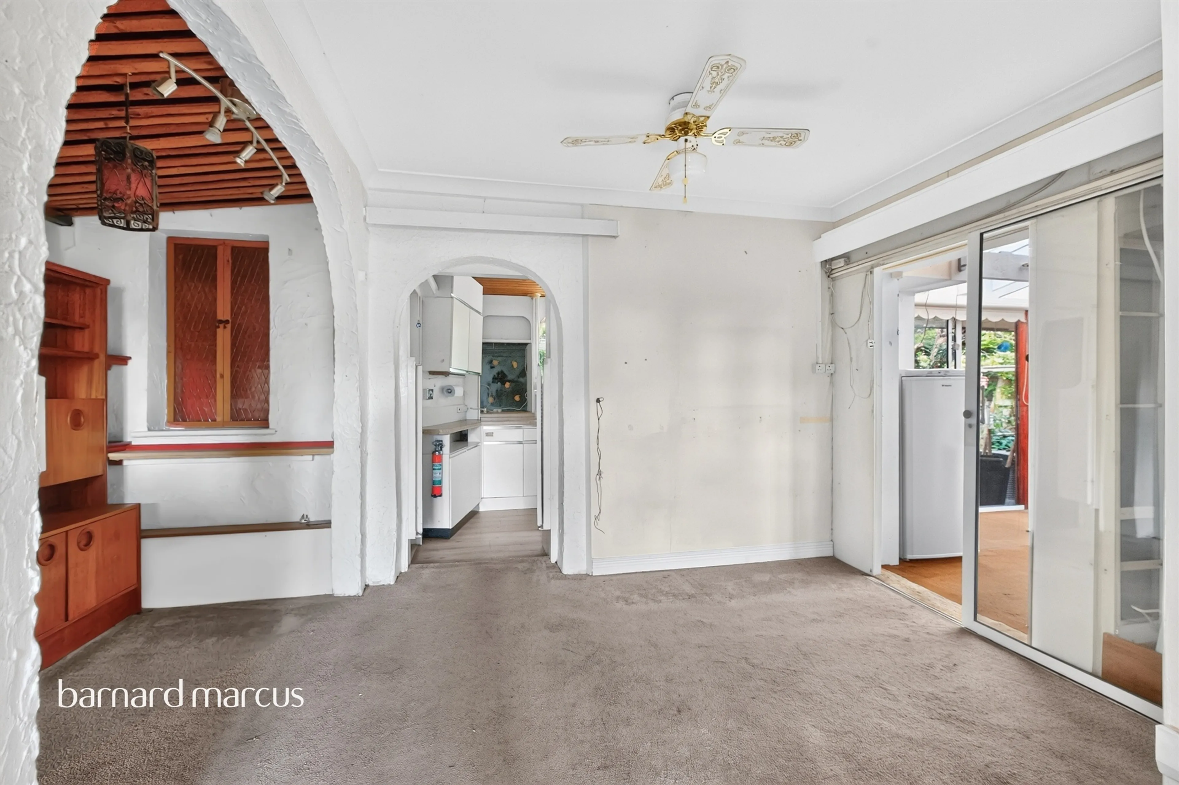Property at Foxearth Spur, South Croydon