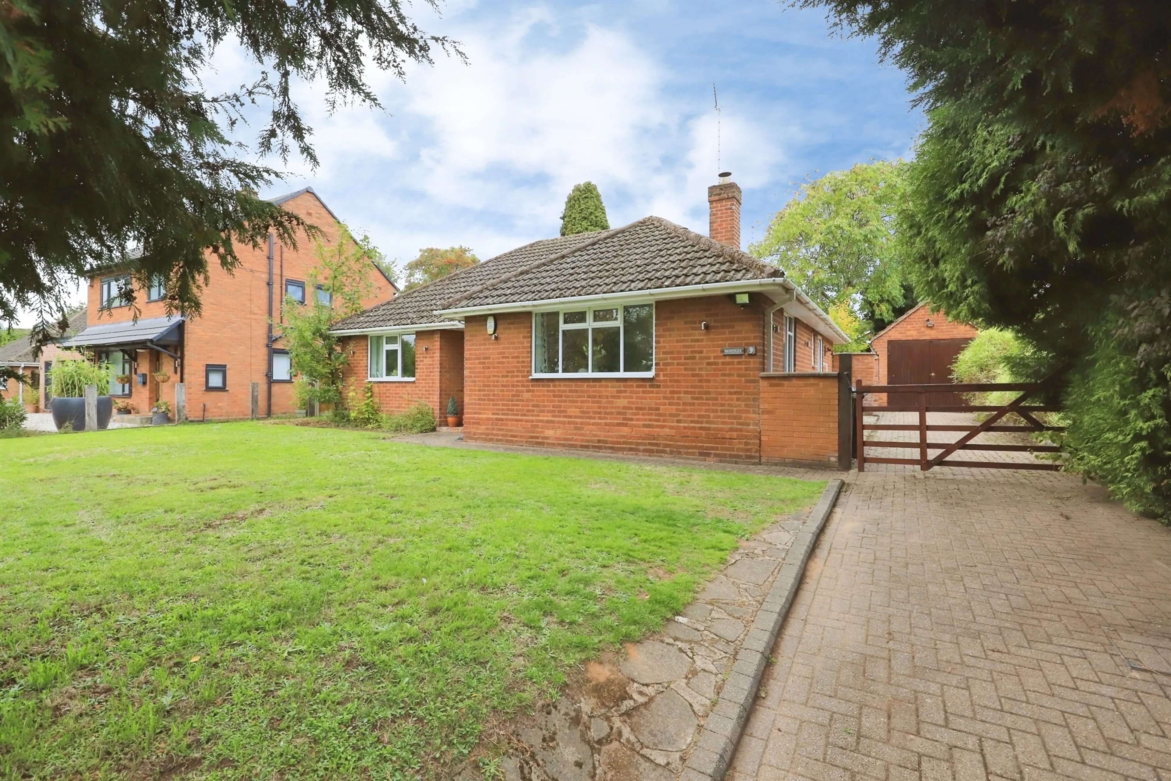Property photo 0