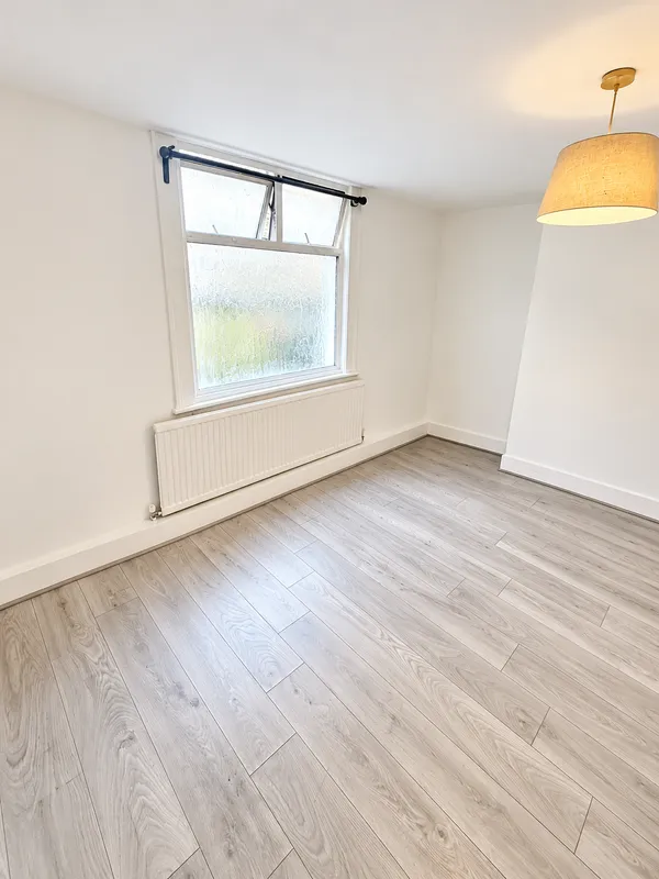 Bensham Manor Road, Thornton heath