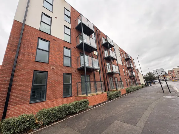 Skybridge Close, Coventry
