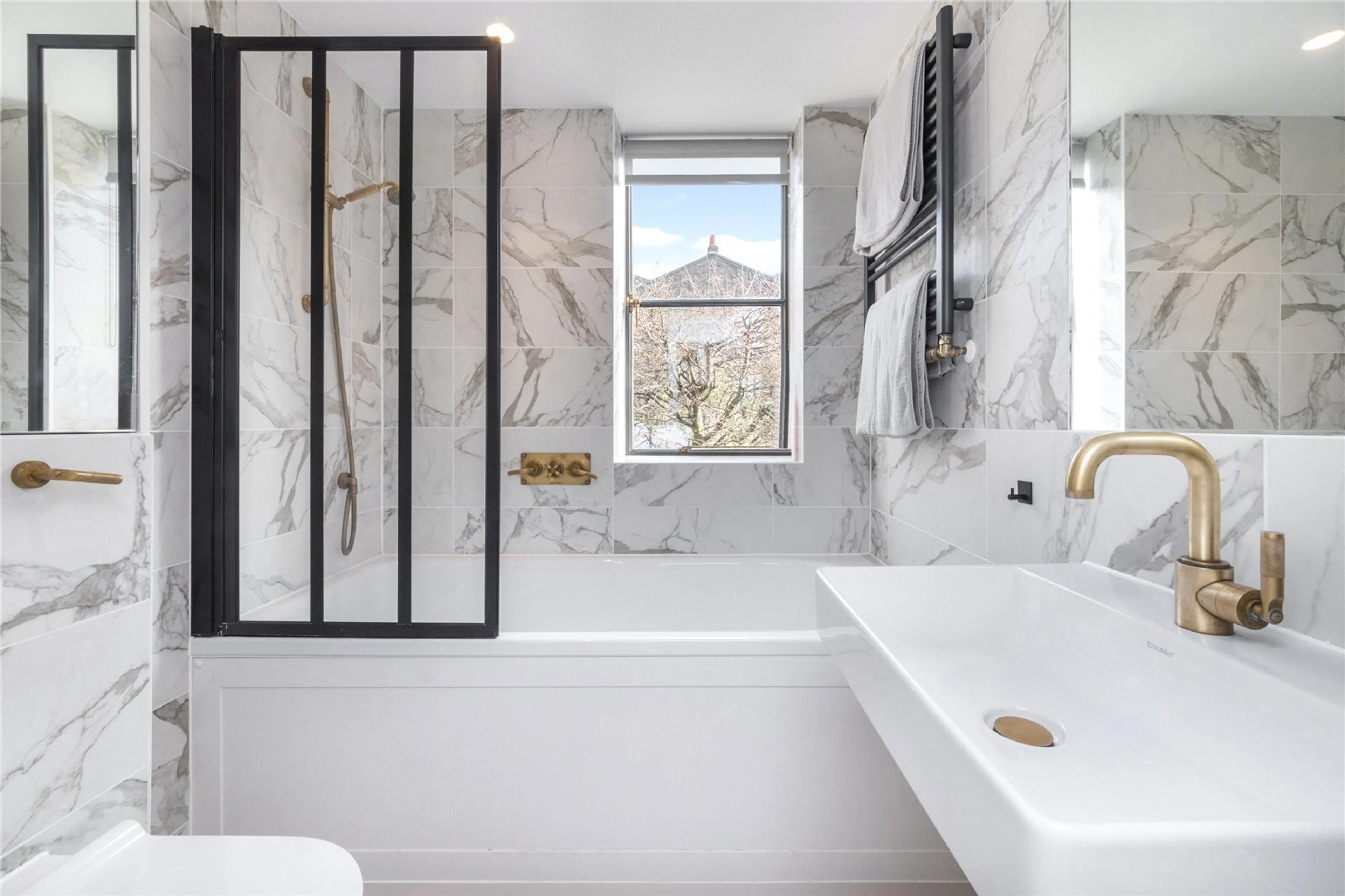 Photo 34