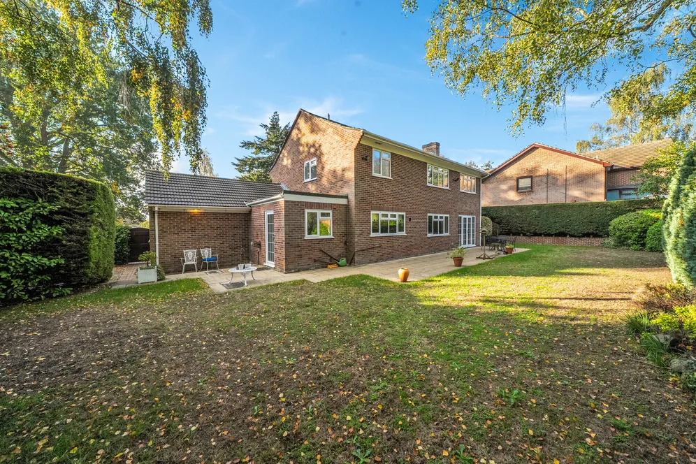 Garden Close Lane, Newbury, RG14 photo 19