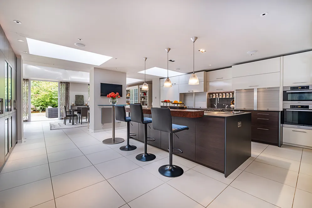 Roedean Crescent, London, SW15 photo 3