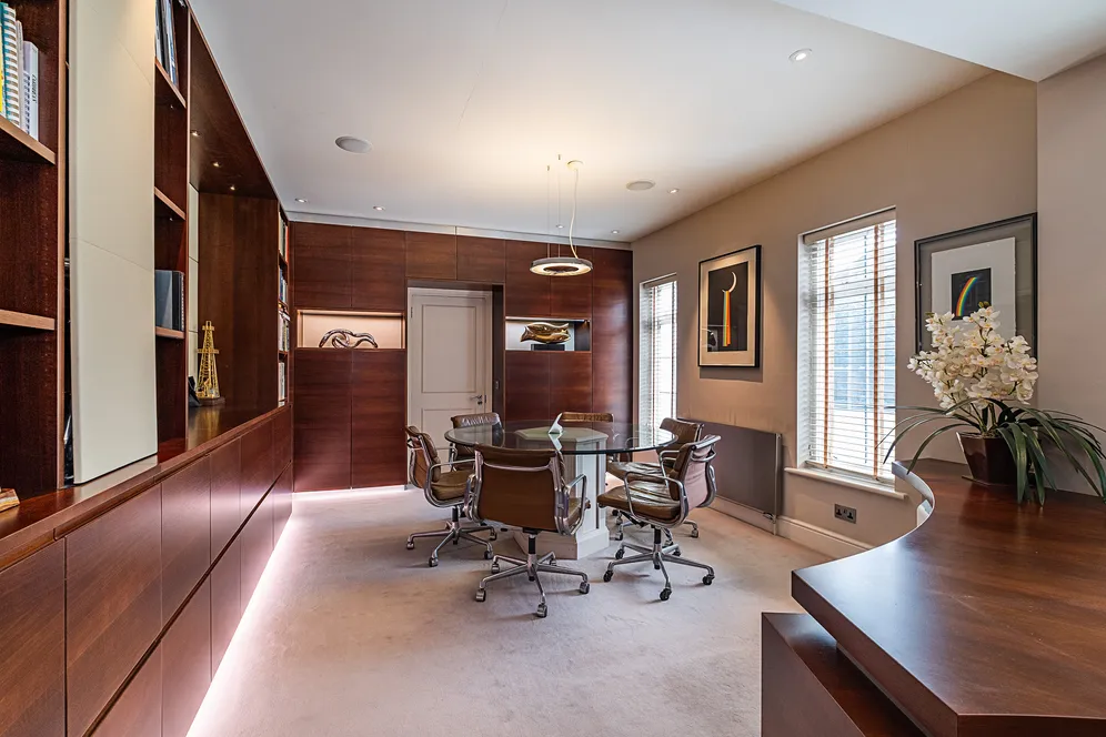 Roedean Crescent, London, SW15 photo 10