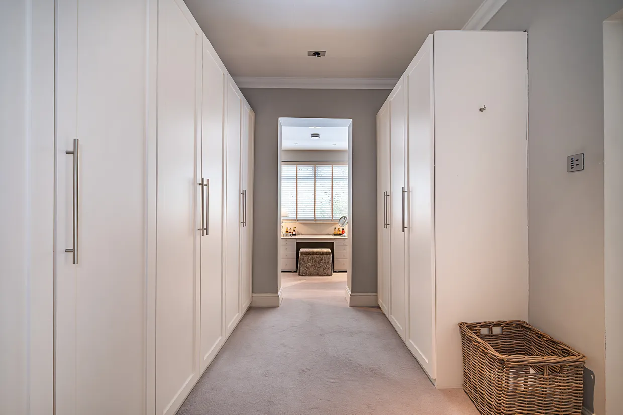 Roedean Crescent, London, SW15 photo 14