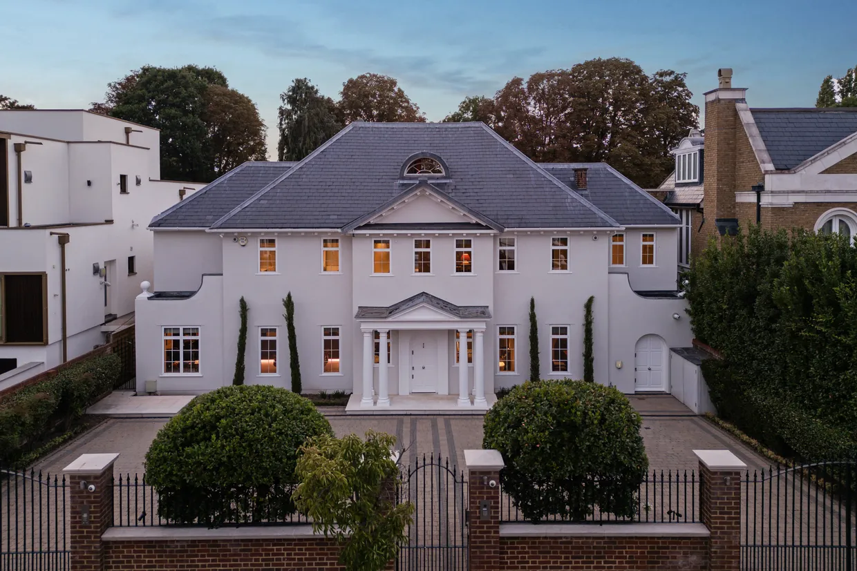 Roedean Crescent, London, SW15 photo 21