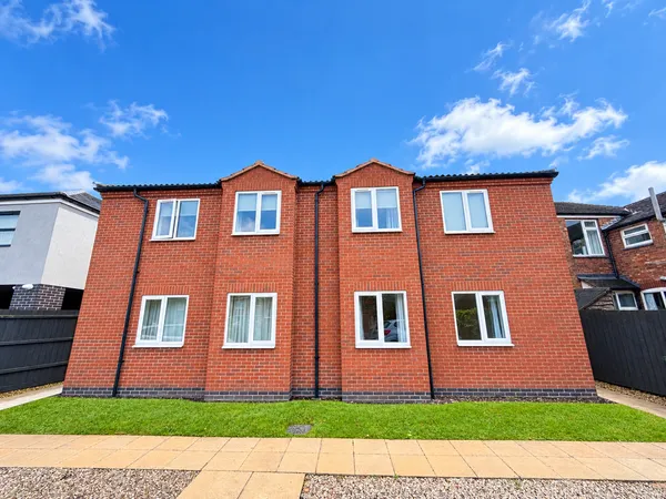 Cliff Avenue, Loughborough, Leics, LE...