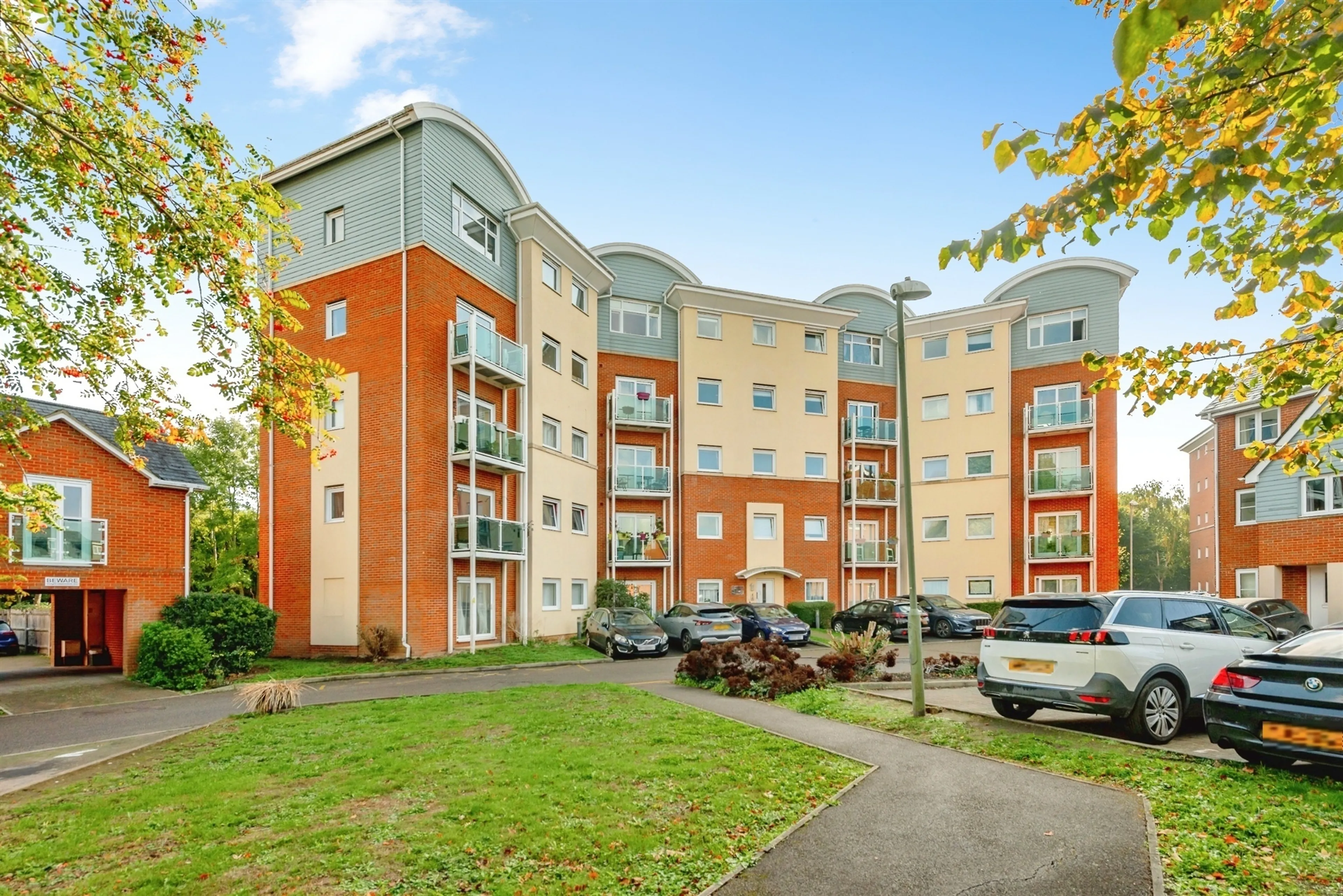 Property photo 0