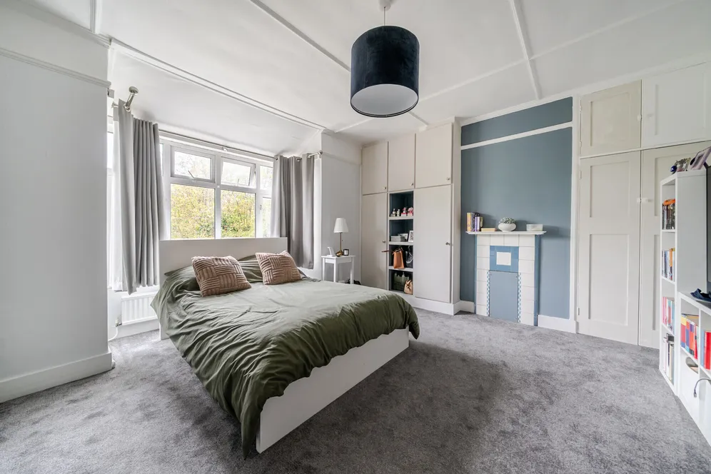 Eton Road, Datchet, SL3 photo 4