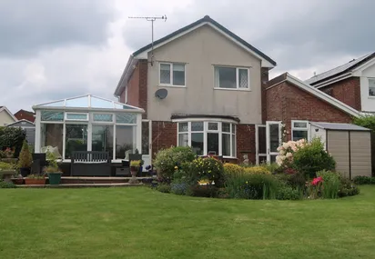 Shannon Close, Pontllanfraith, NP12 