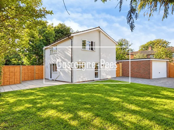 Tuns Lane, Slough, SL1
