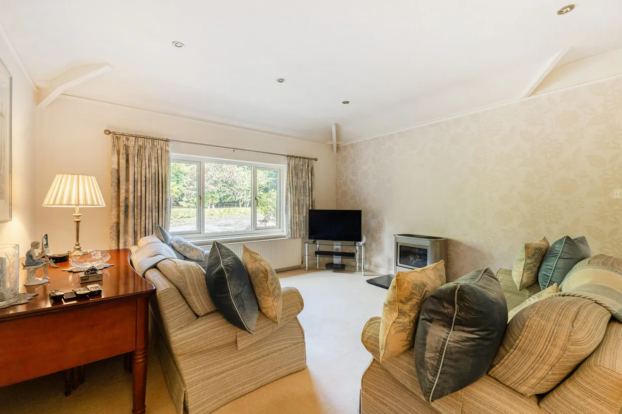 Sand Barn Lane, Black Hill, CV37 photo 10