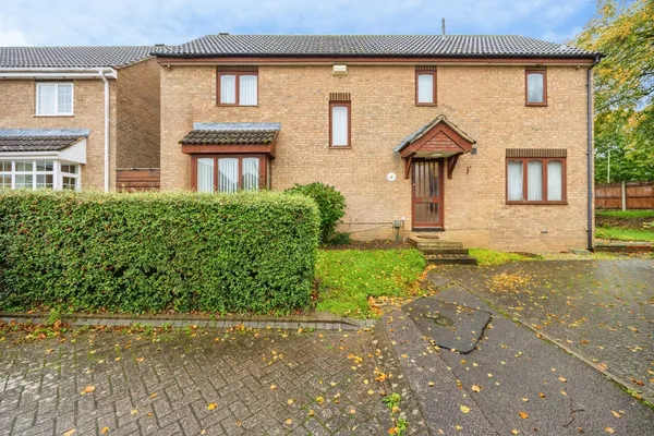 Wells Close, Kempston, Bedford, Bedfo...