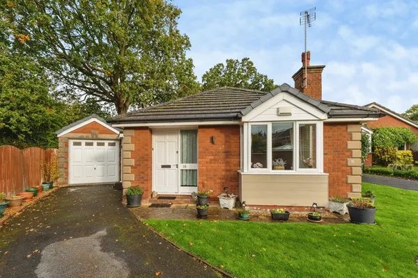 Abbottsford Drive, Penyffordd, Cheste...