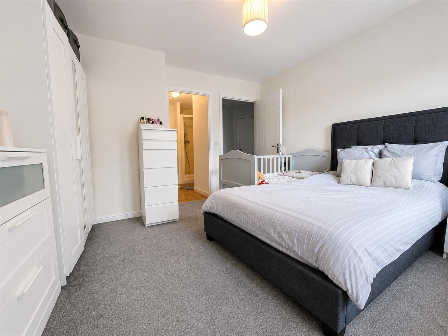 Holyhead Mews, Cippenham Image 1