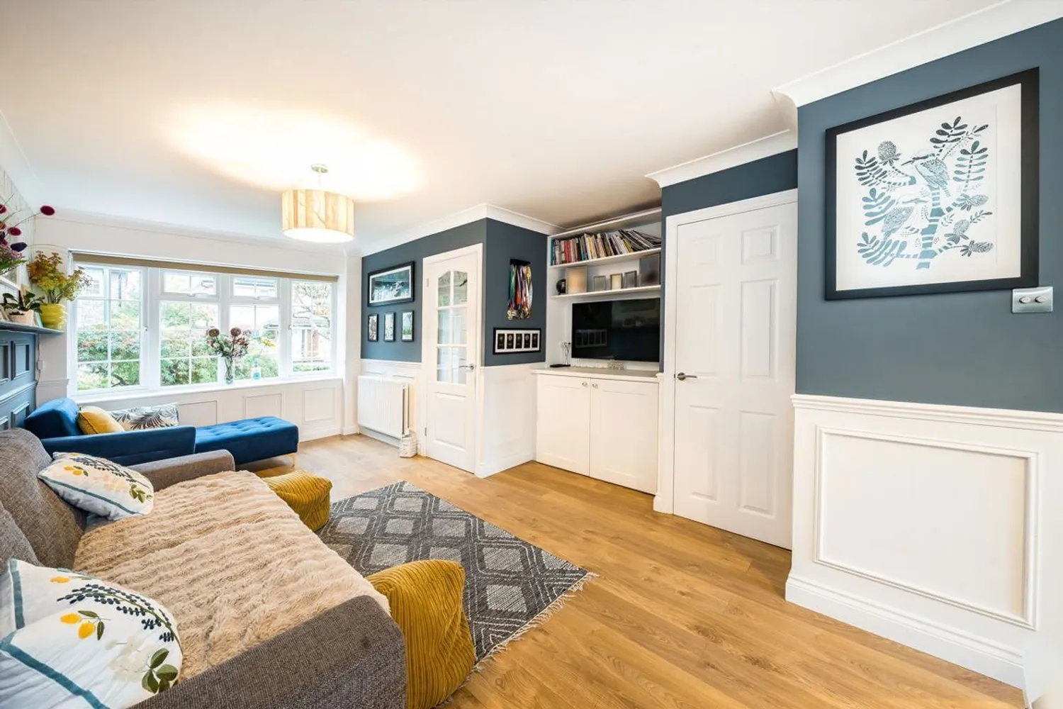 Dunsmore Road, Walton-on-thames, KT12 photo 2