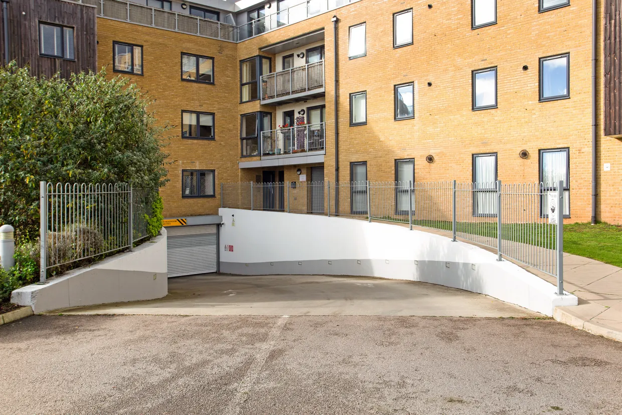 Smeaton Court, Hertford, SG13 photo 12