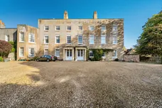 Old Bath Road, Newbury, RG14 photo 1