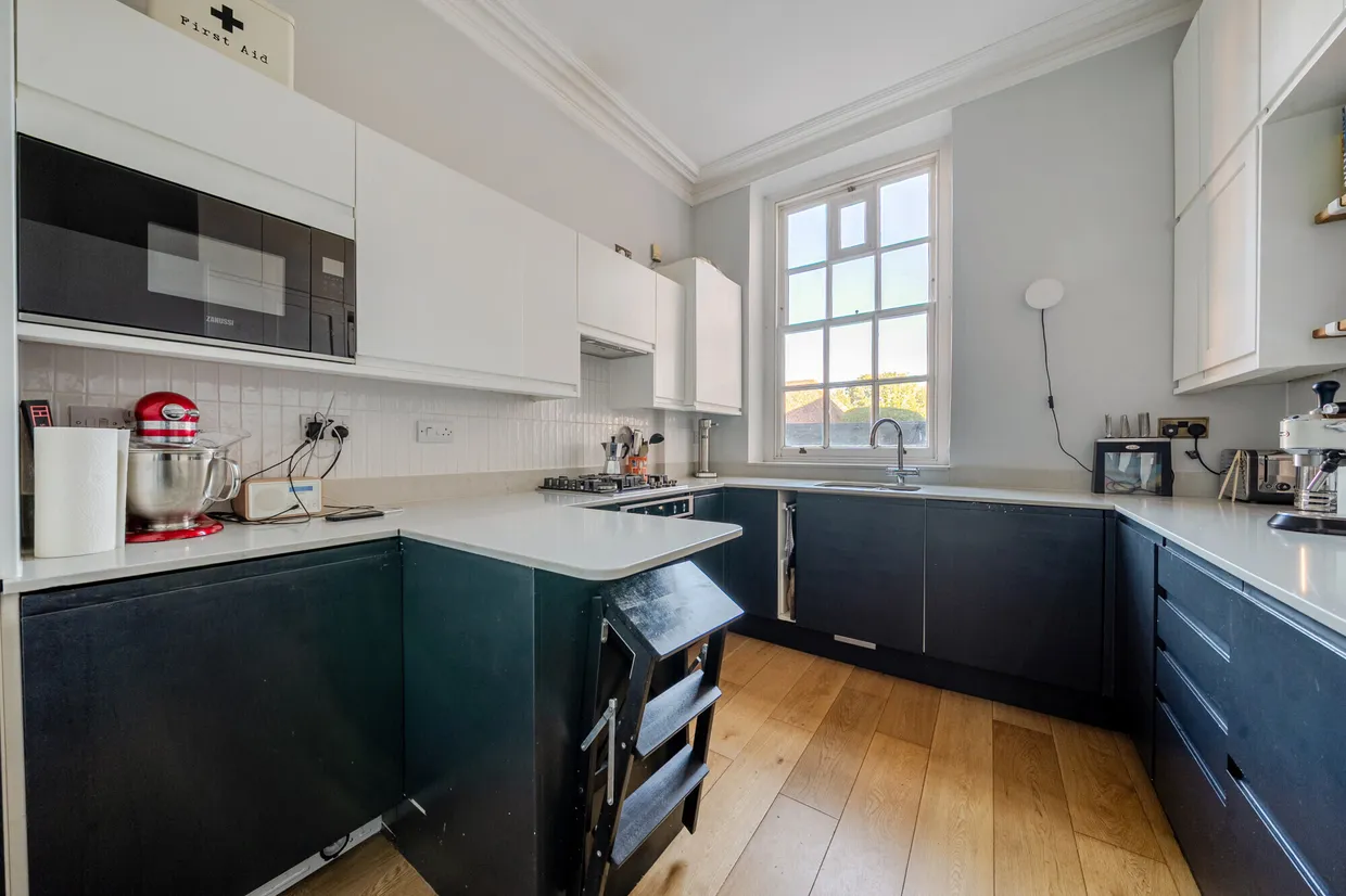 Old Bath Road, Newbury, RG14 photo 6