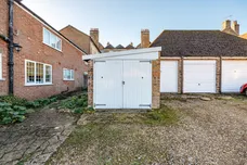 Old Bath Road, Newbury, RG14 photo 17