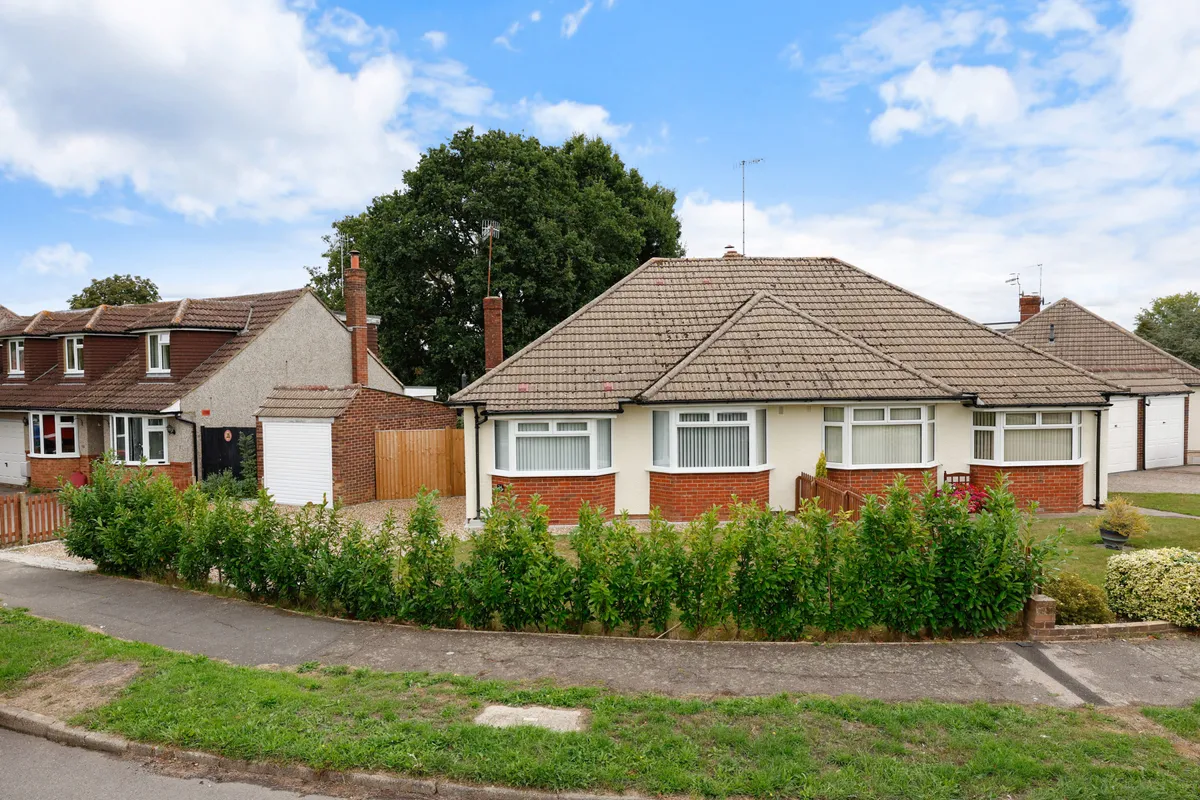 Blundell Avenue, Horley, Surrey, RH6
