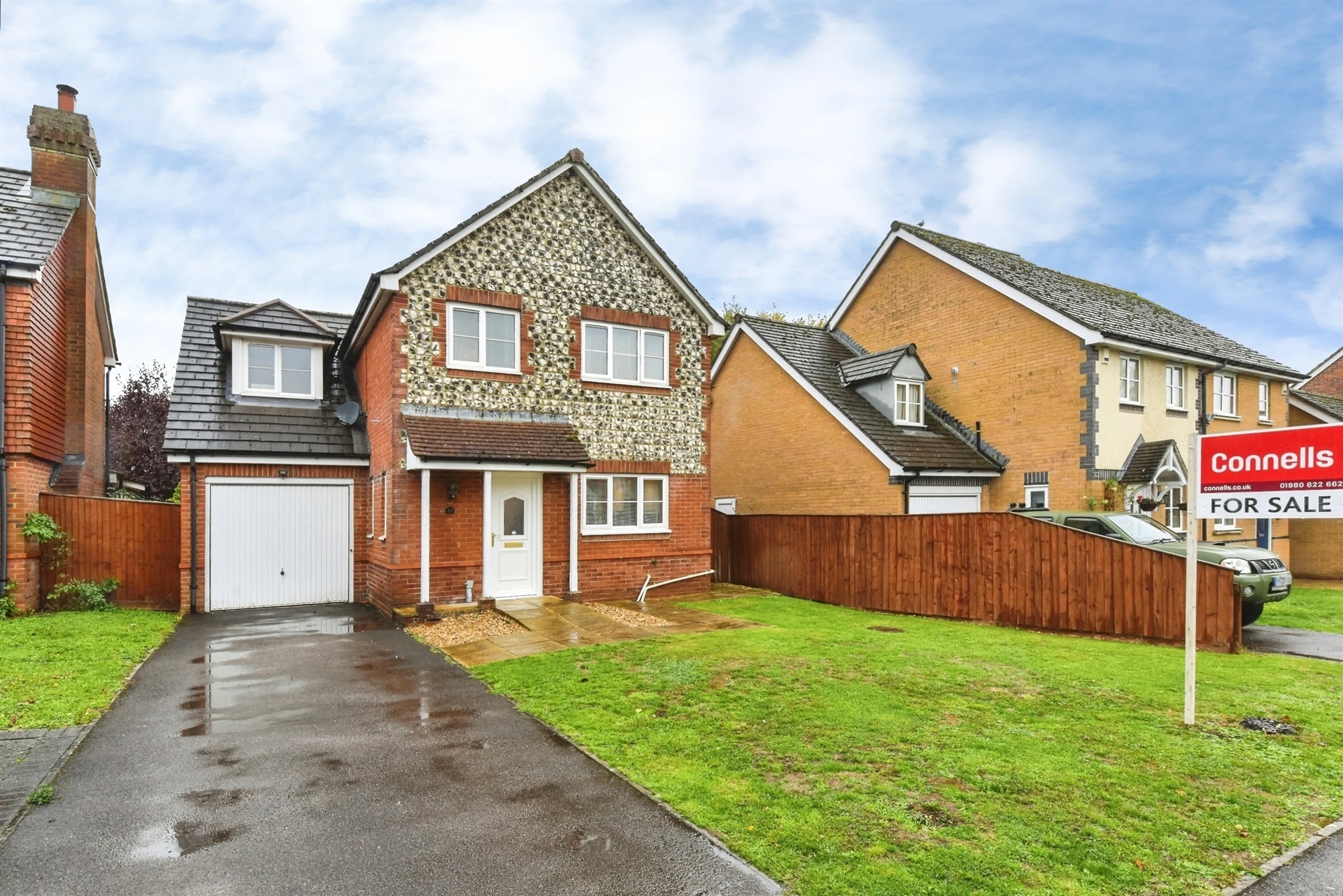 Property photo 0