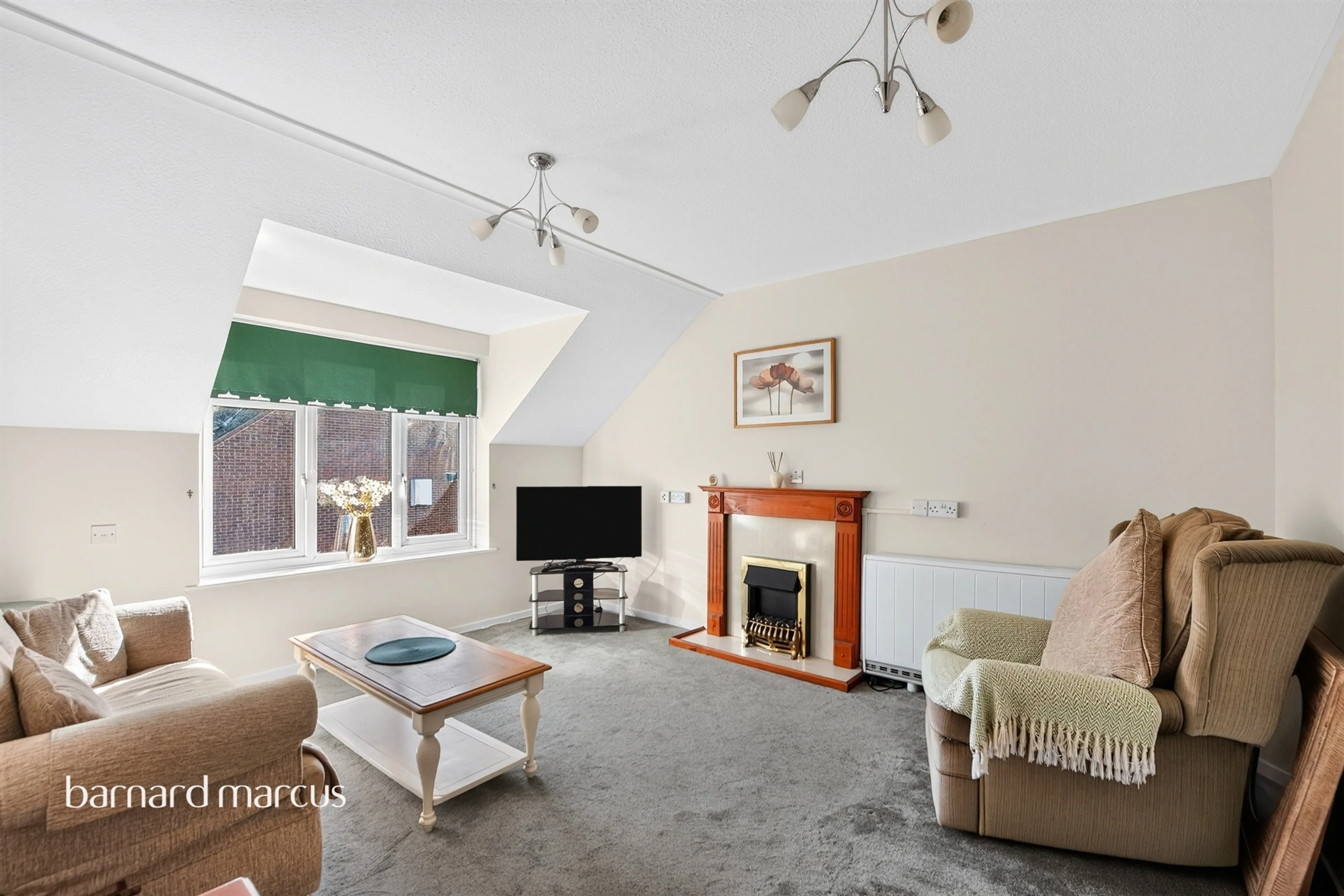 Property at Chestnut Mead, Redhill