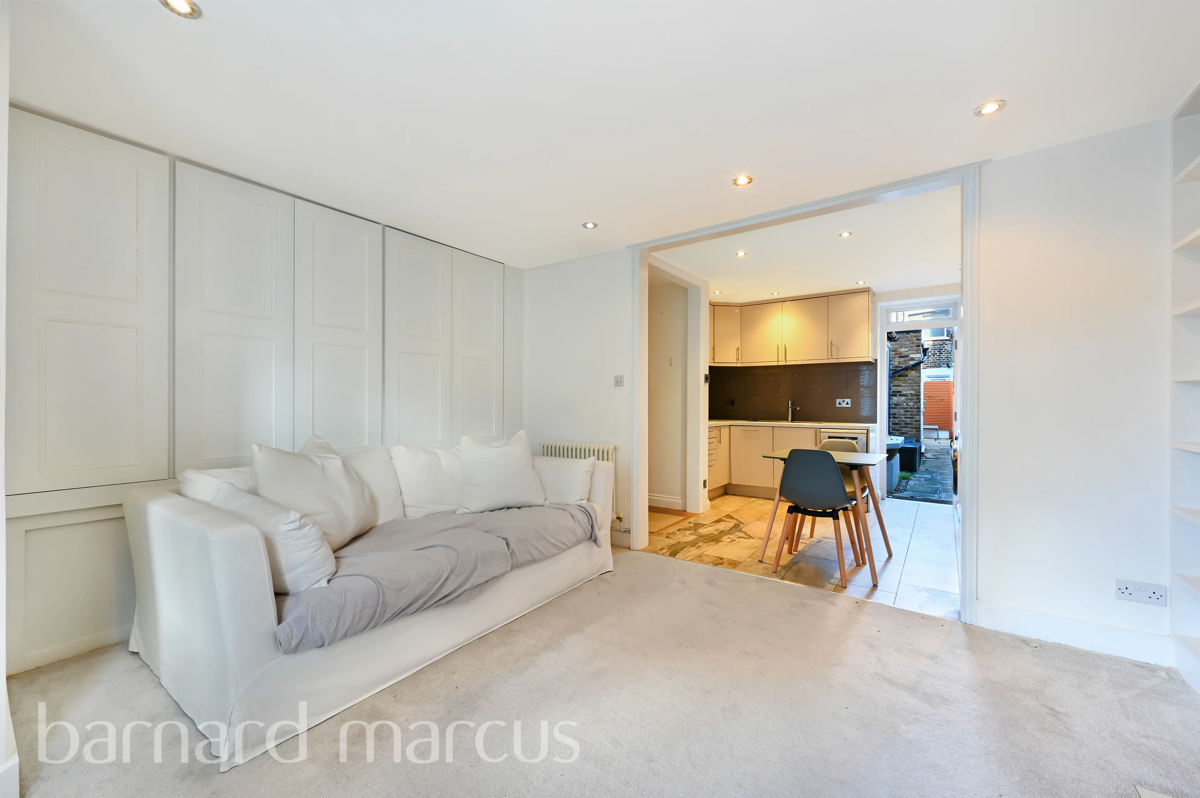 Property at Kennington Park Place, LONDON