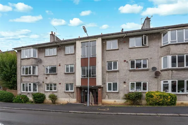 Weymouth Drive, Kelvindale, Glasgow, G12