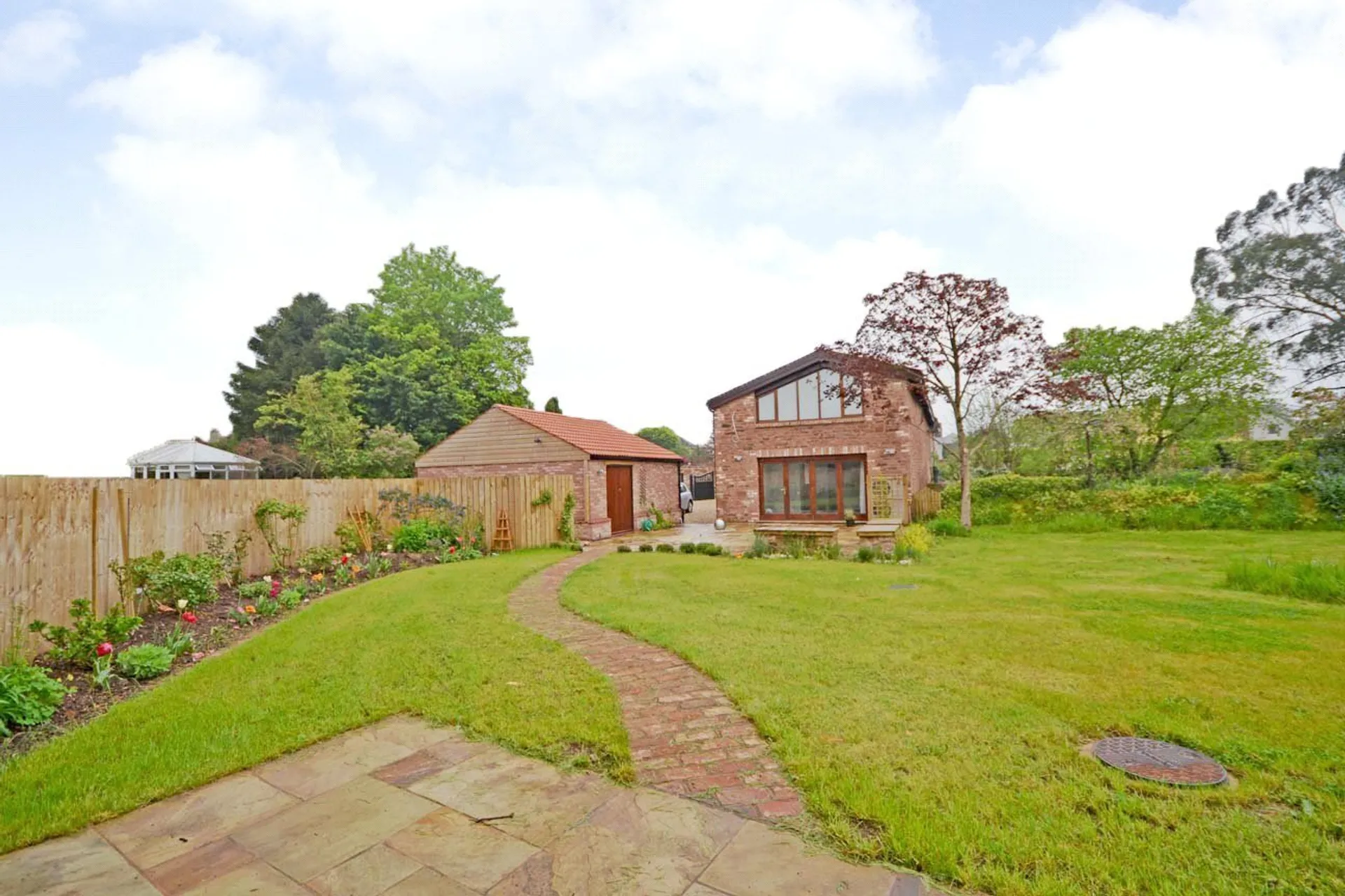 Property photo top 3