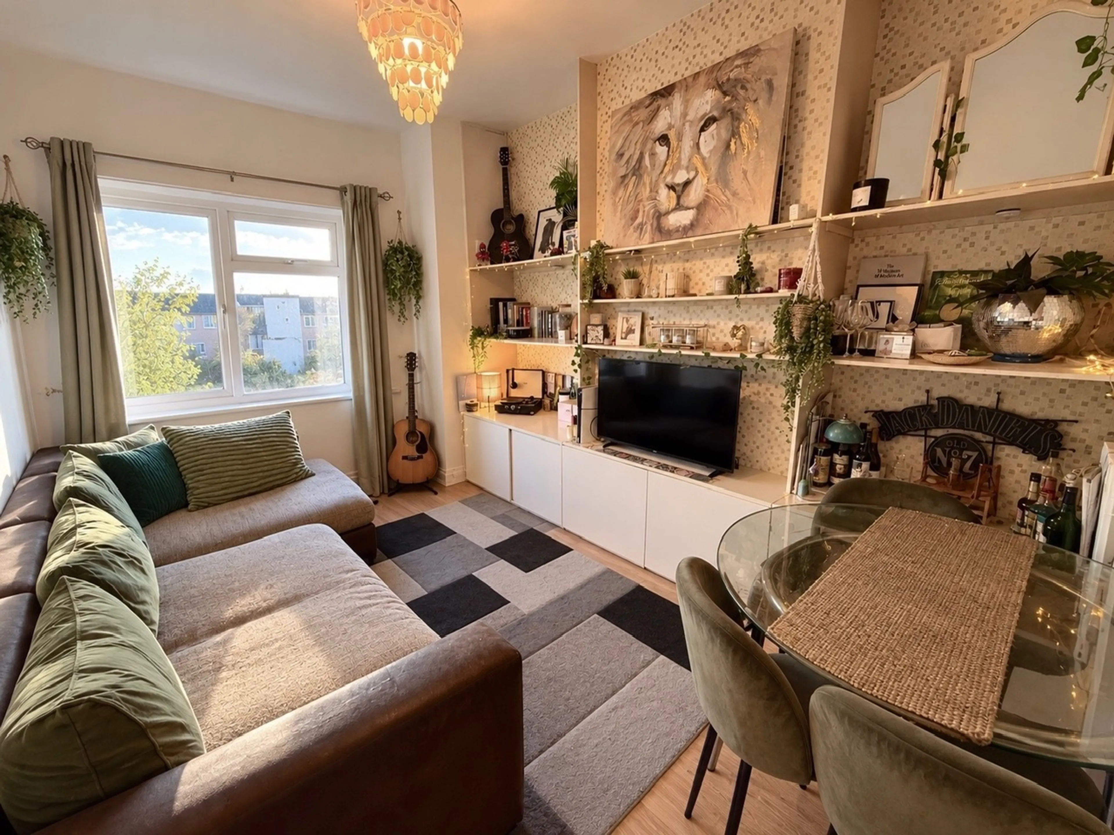 Property at Holdenhurst Road, Springbourne, BH8