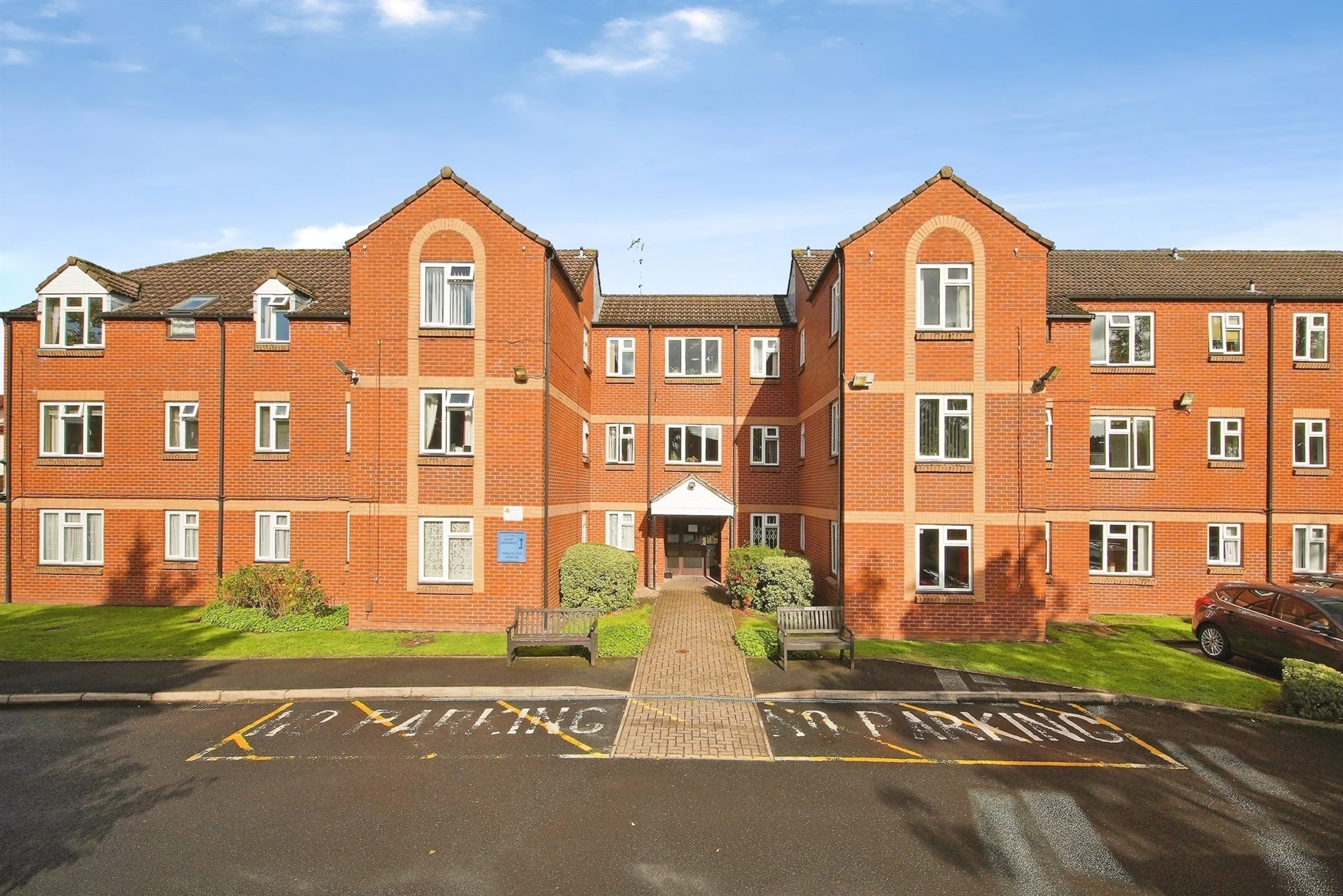 Property photo 0