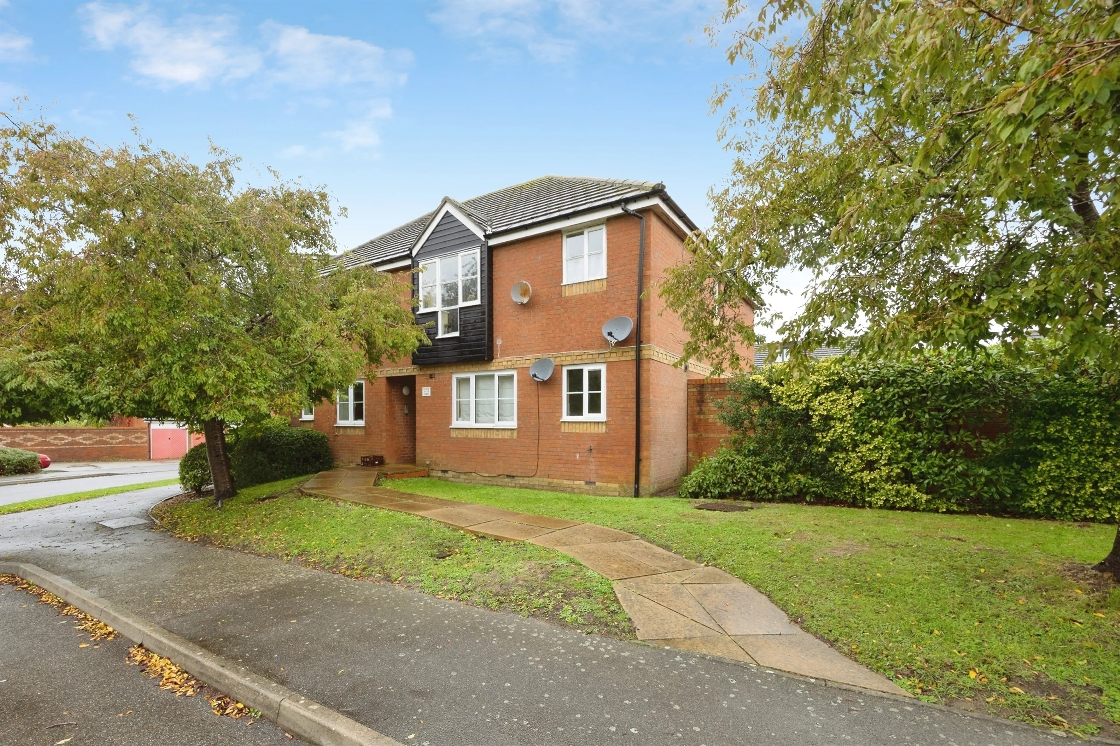 Property photo 0