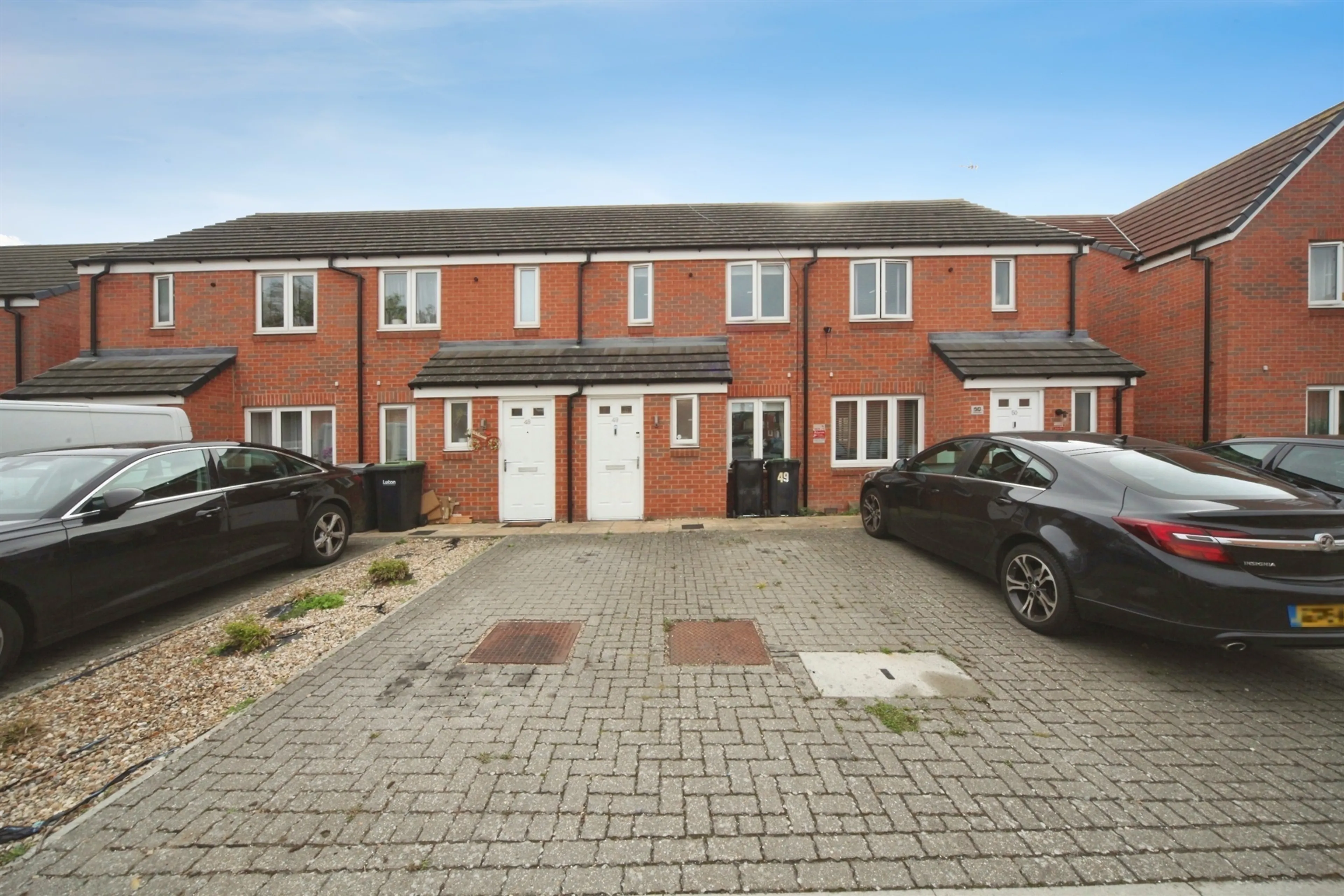 Property photo 0