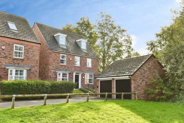 Teddy Gray Avenue, SANDBACH, Cheshire...