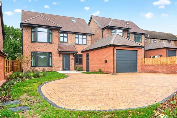 Priory Road, Romford, RM3