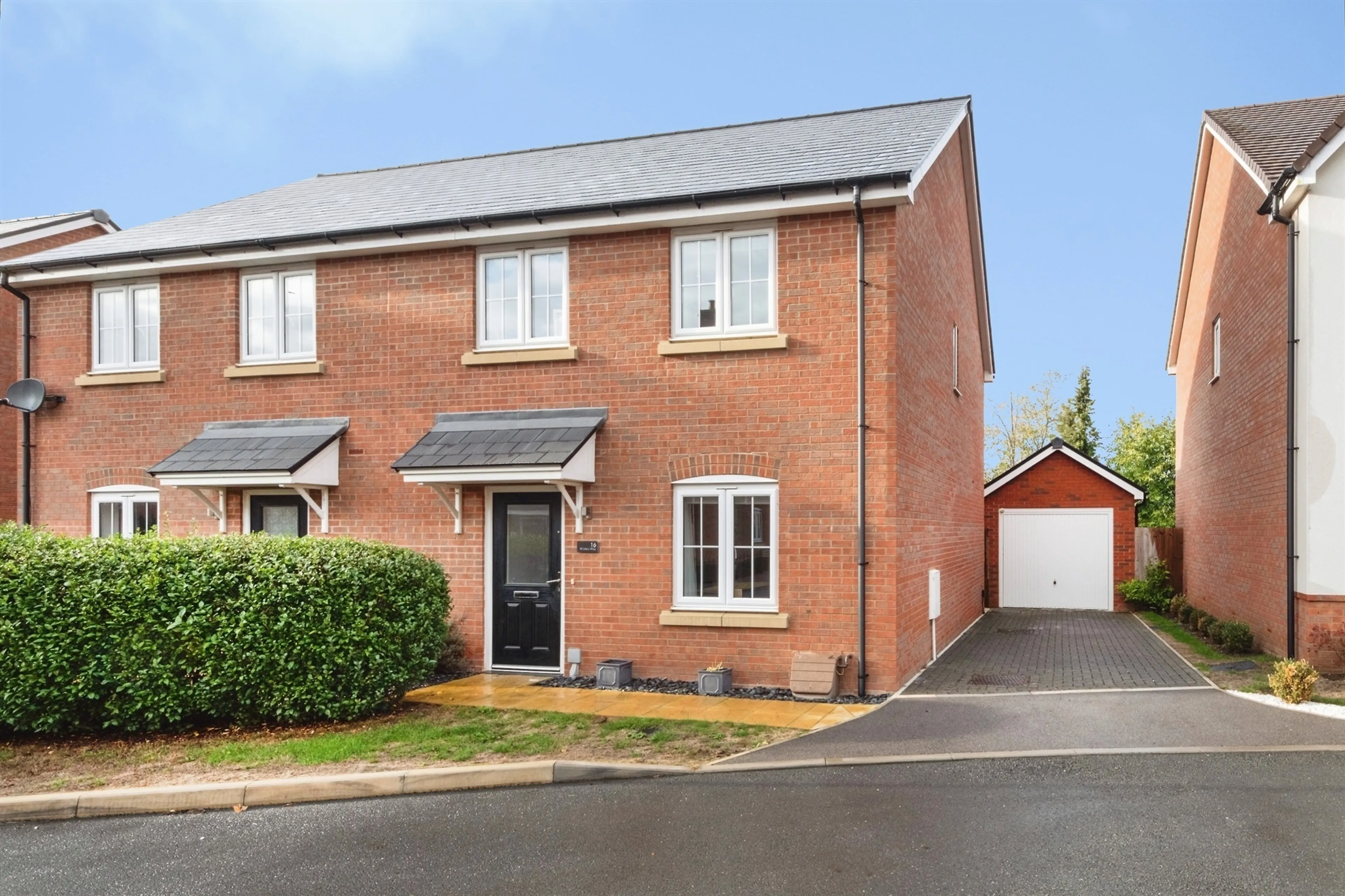 Property photo 0
