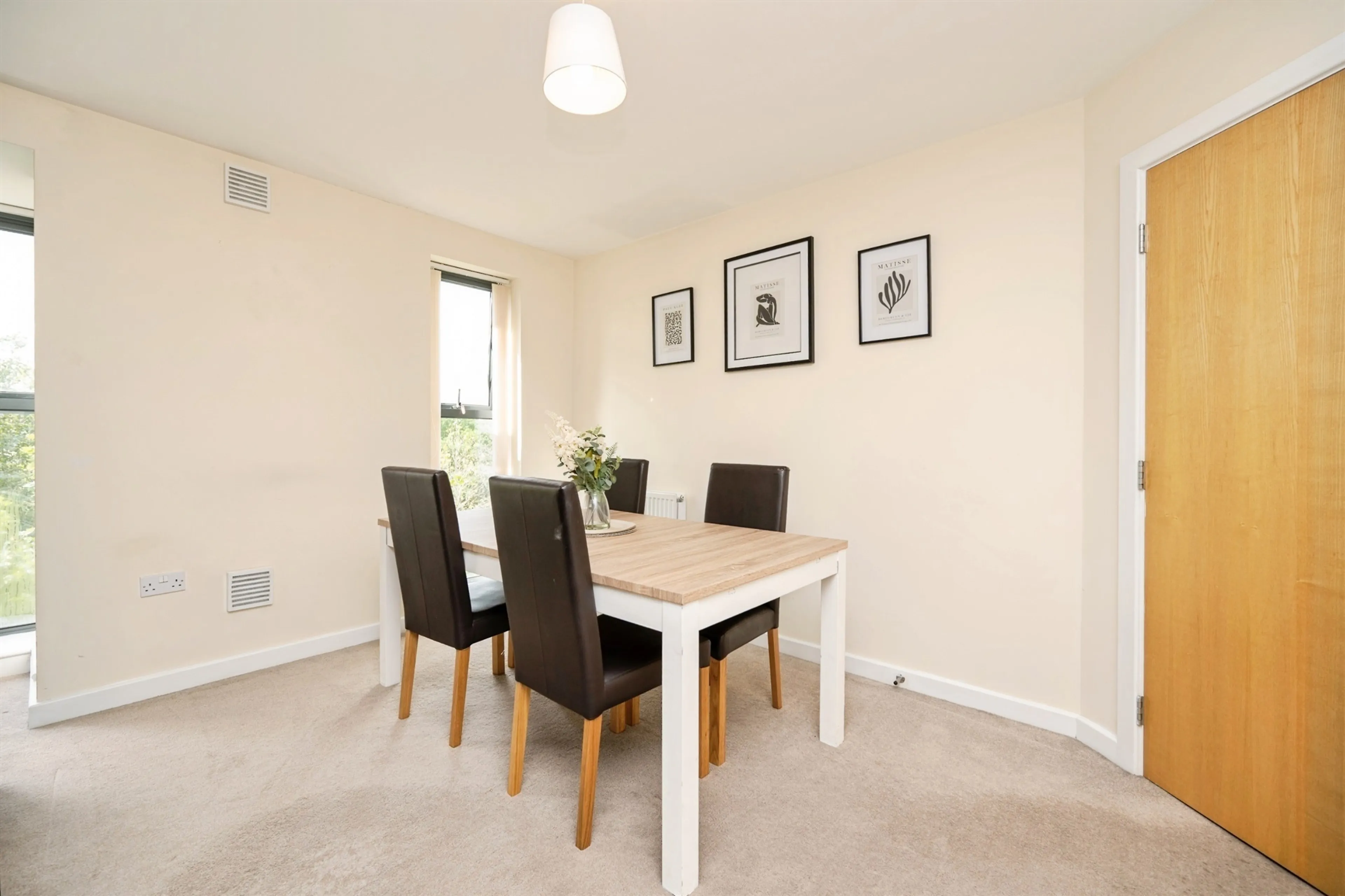 Property at Rothesay Gardens, WOLVERHAMPTON
