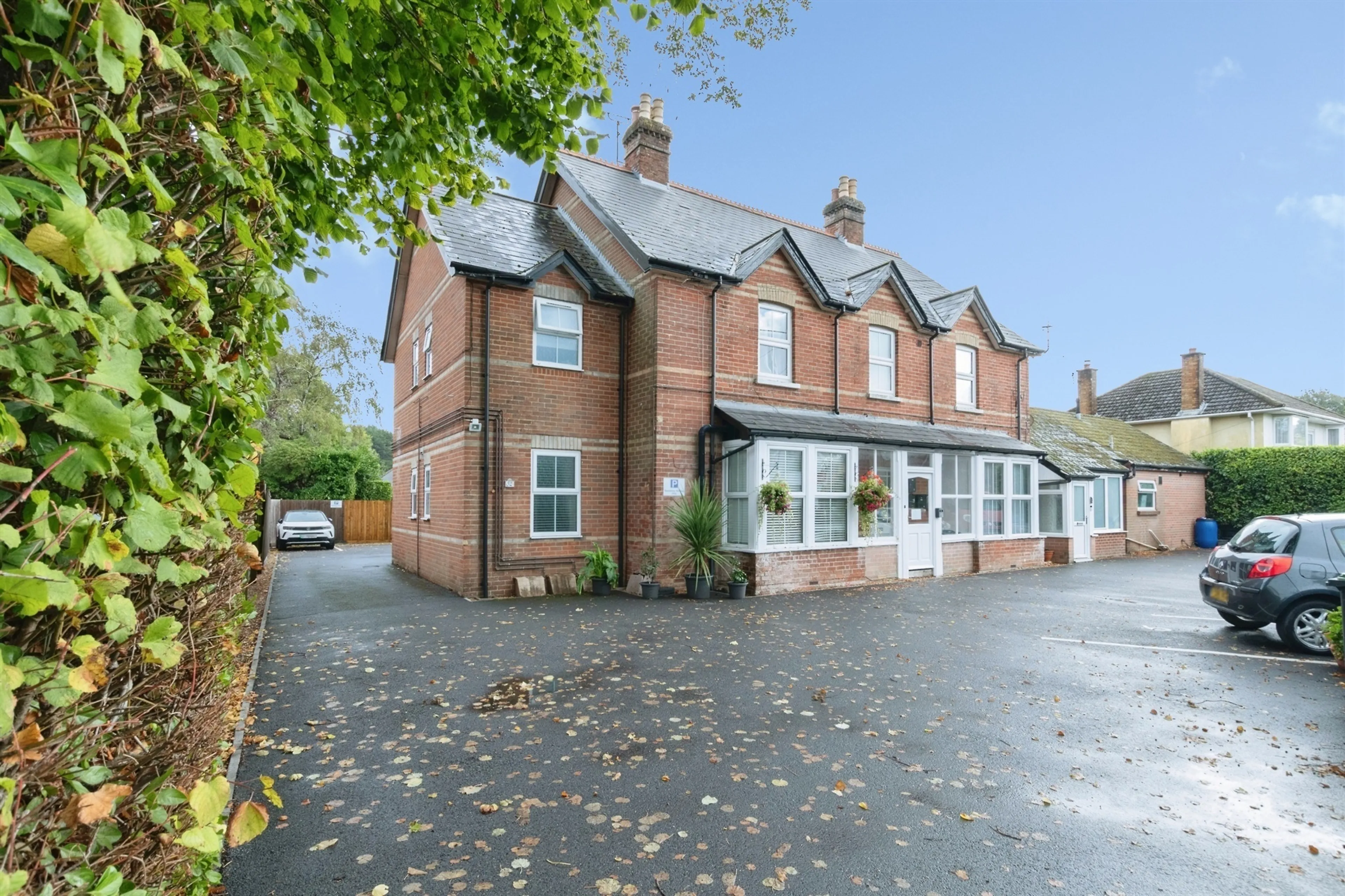 Property photo 0