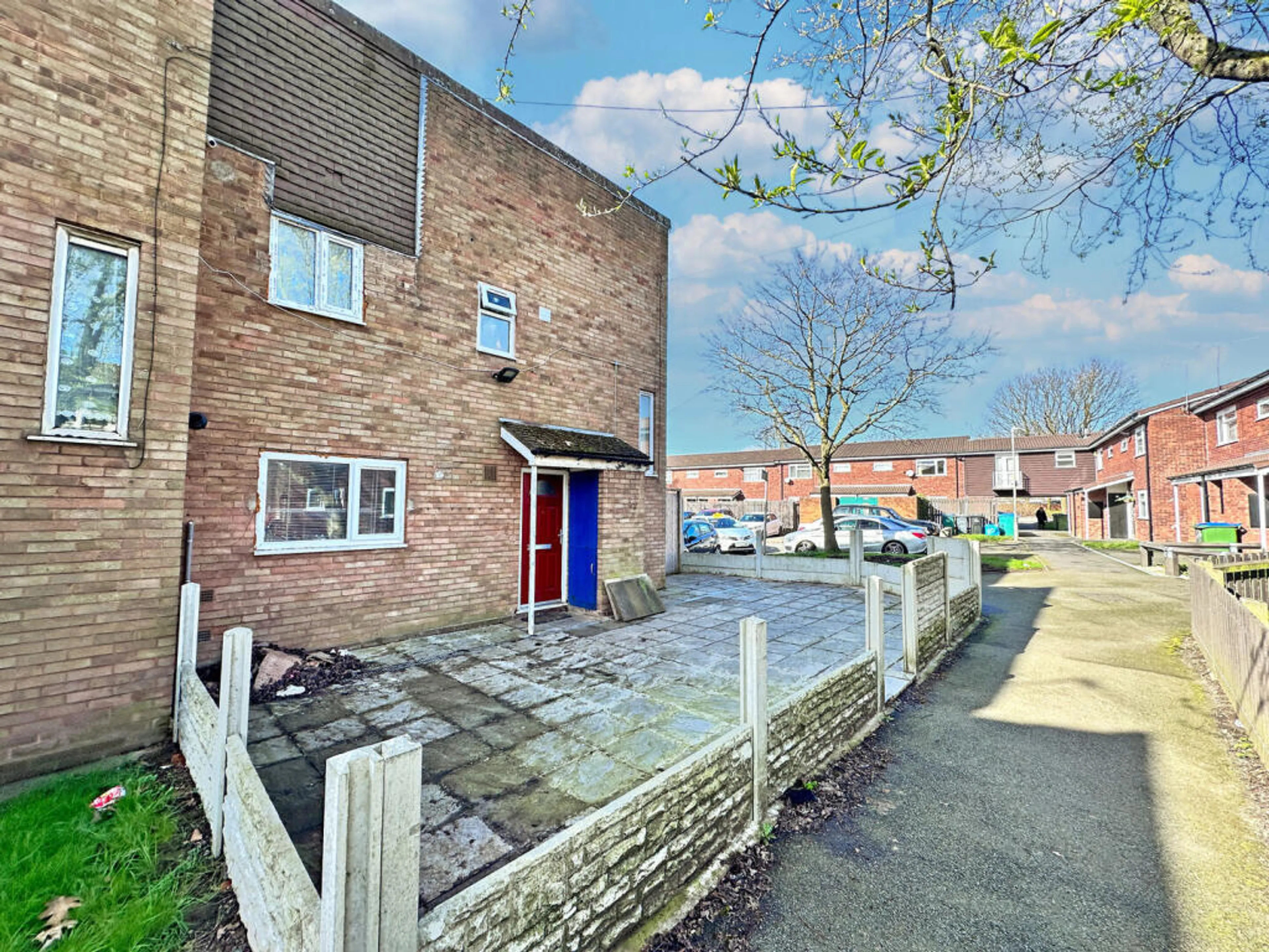 Property photo 0